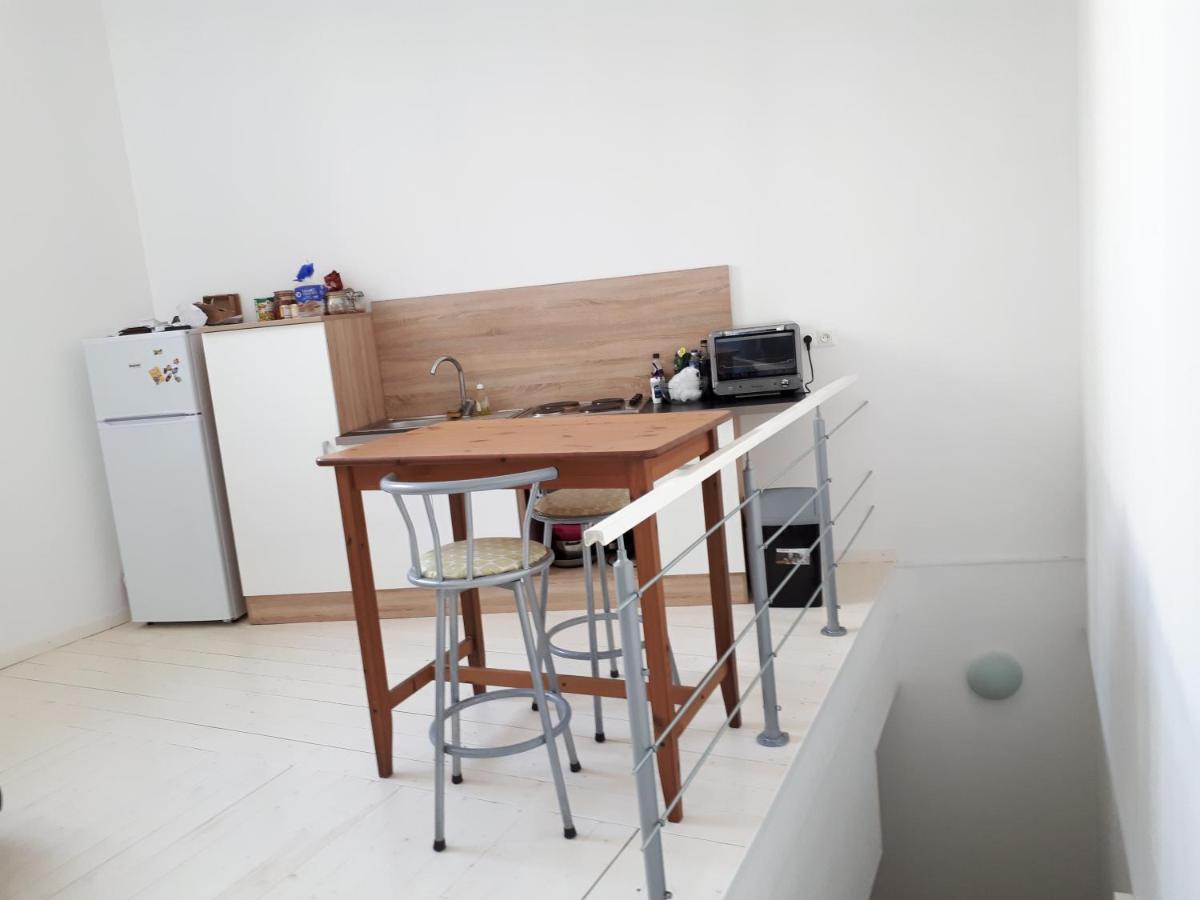 Appartement En Duplex Viviers Extérieur photo