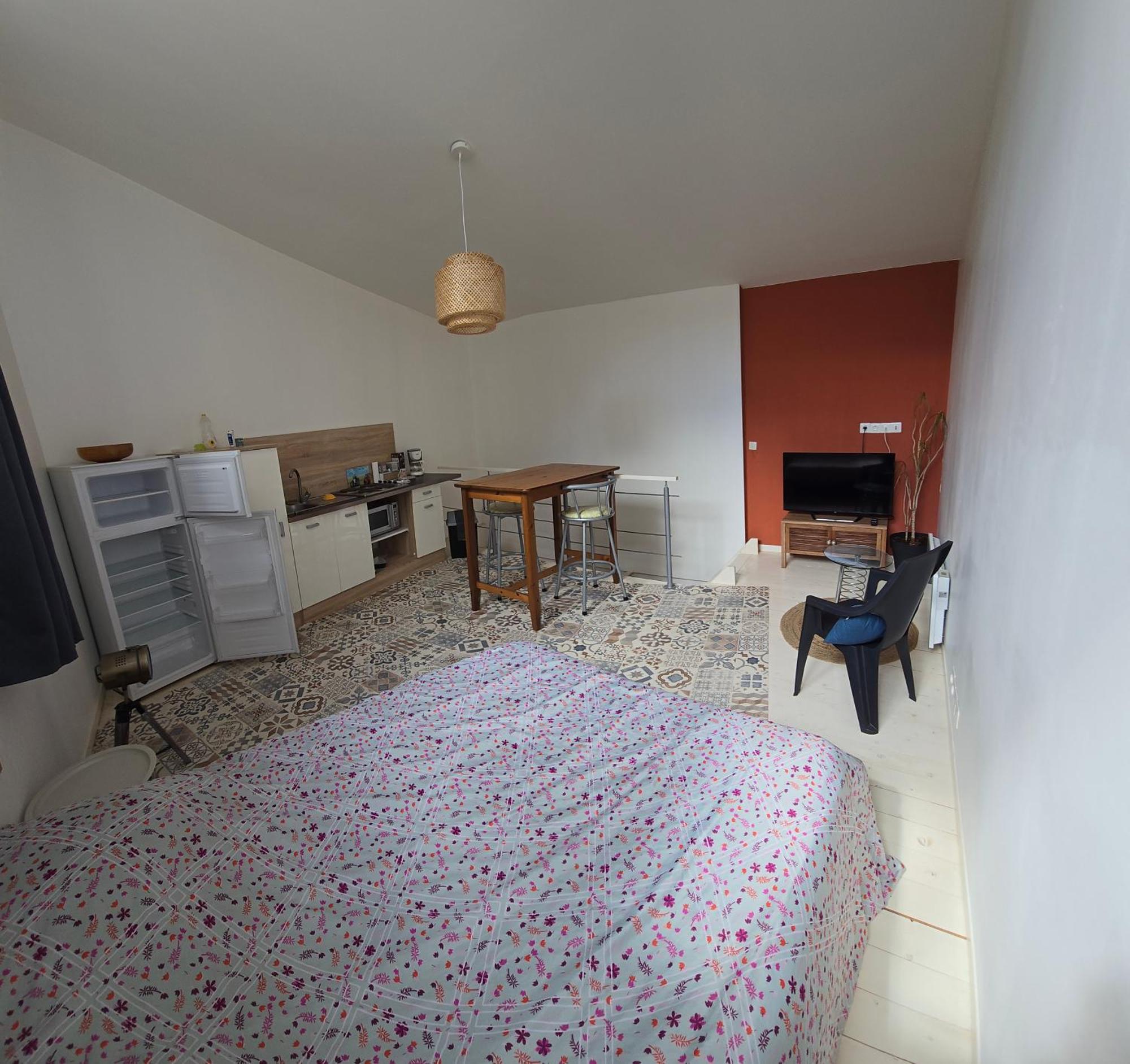 Appartement En Duplex Viviers Extérieur photo